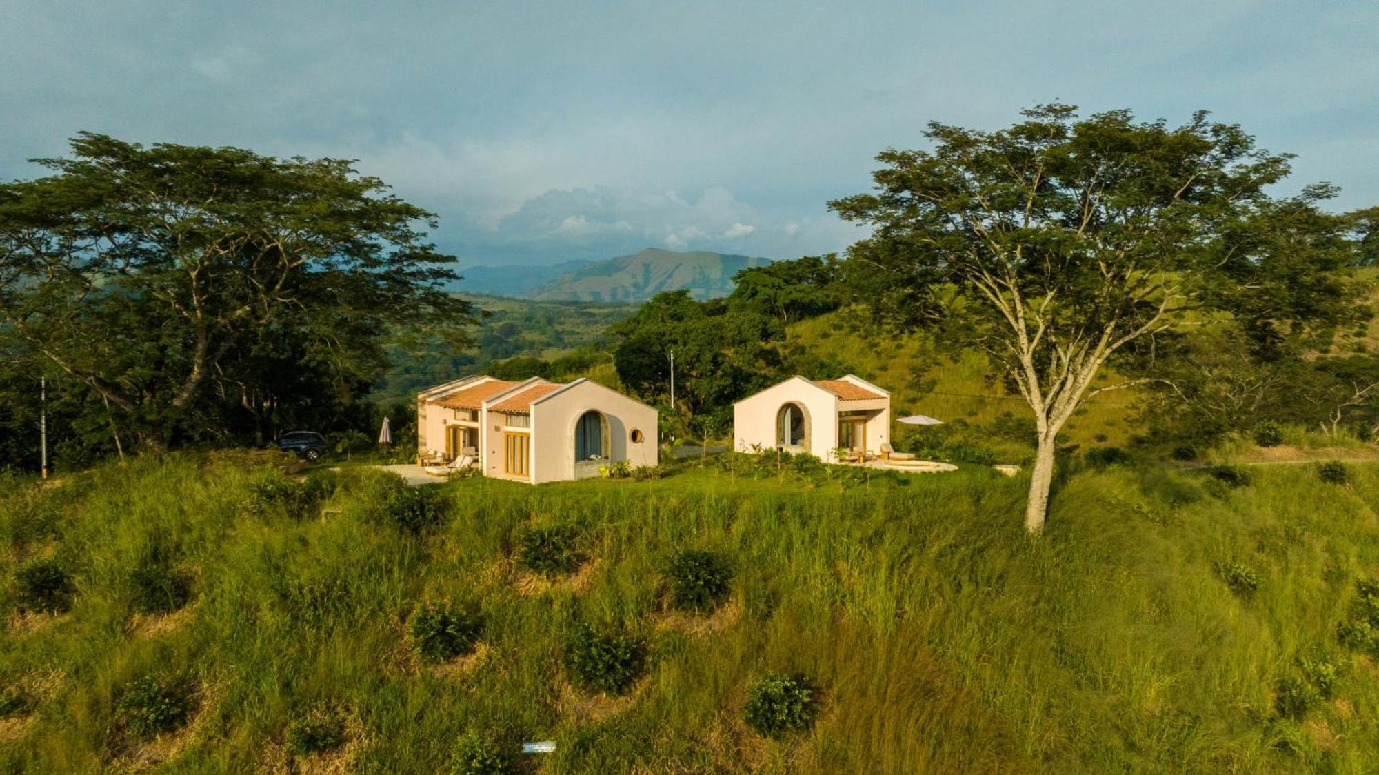 Tahiti Hotel 5*