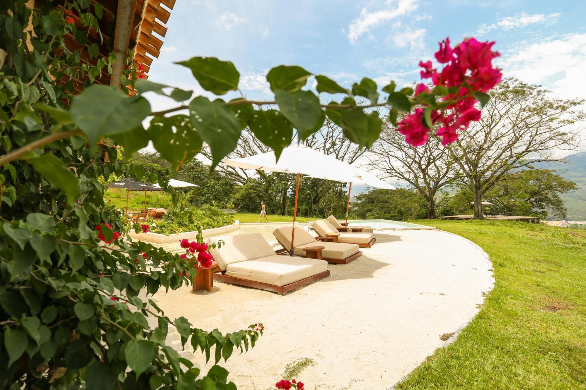 Tahiti Hotel 5*